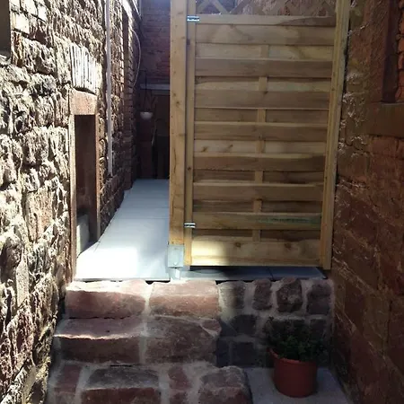 Wohnen Im Springerhof Апартаменты Lohr am Main