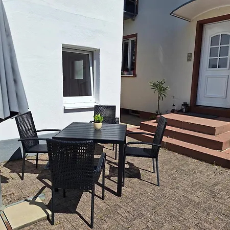 Апартаменты Wohnen Im Springerhof Lohr am Main